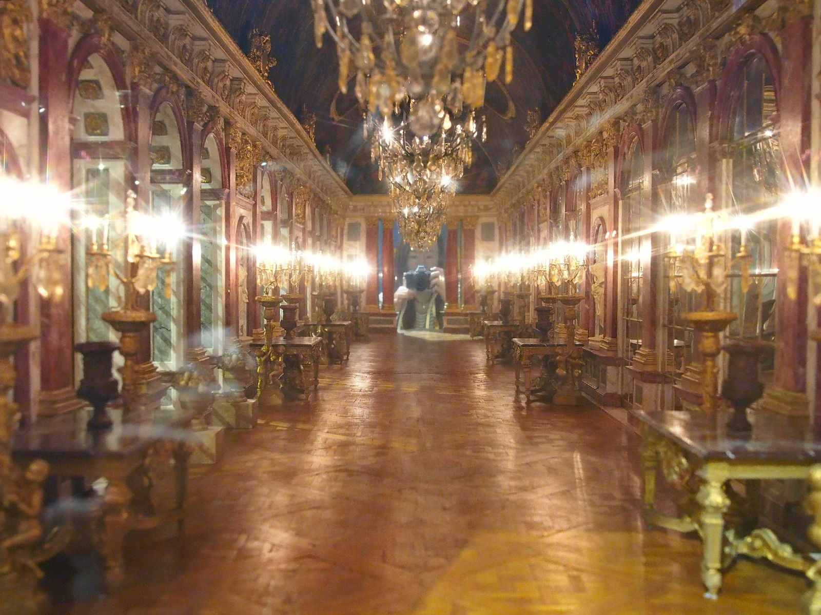 Day 5: 袖珍博物館